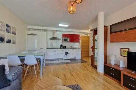 Apartamento Con Piscina Daire Llanes Dış mekan fotoğraf